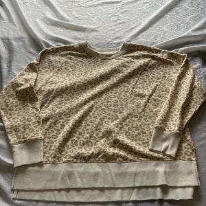 Time and Tru Cream and Tan Sweatshirt woman’s size xxl 20 leopard print